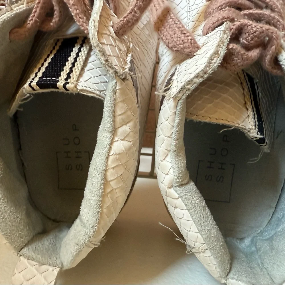 ShuShop Paulina Bone Hi Top Snake Sneakers Star Design Pink‎ Laces Size 8